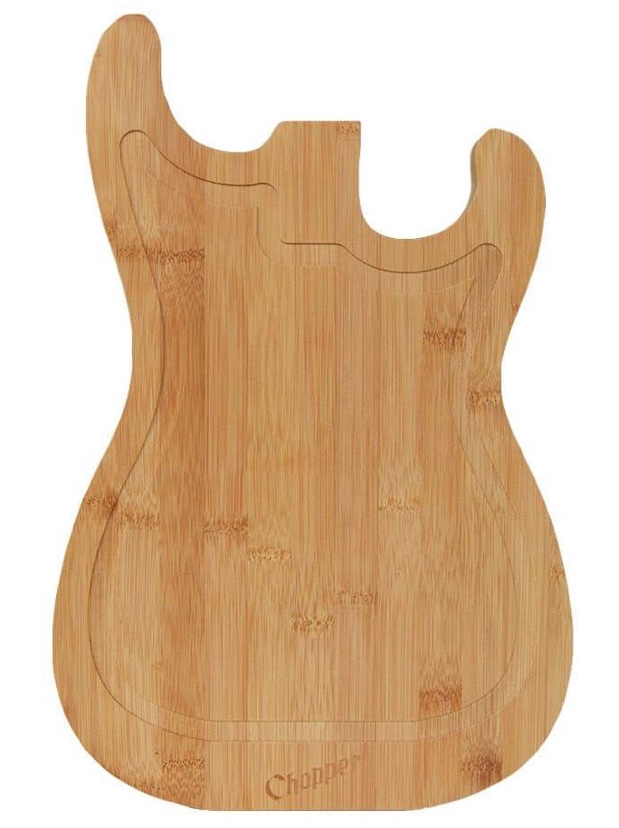 tabla de cortar de madera en forma de guitarra