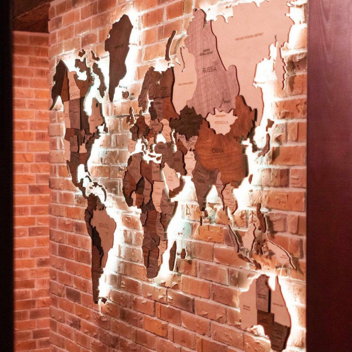 Arte de pared de mapa del mundo de madera con luz led