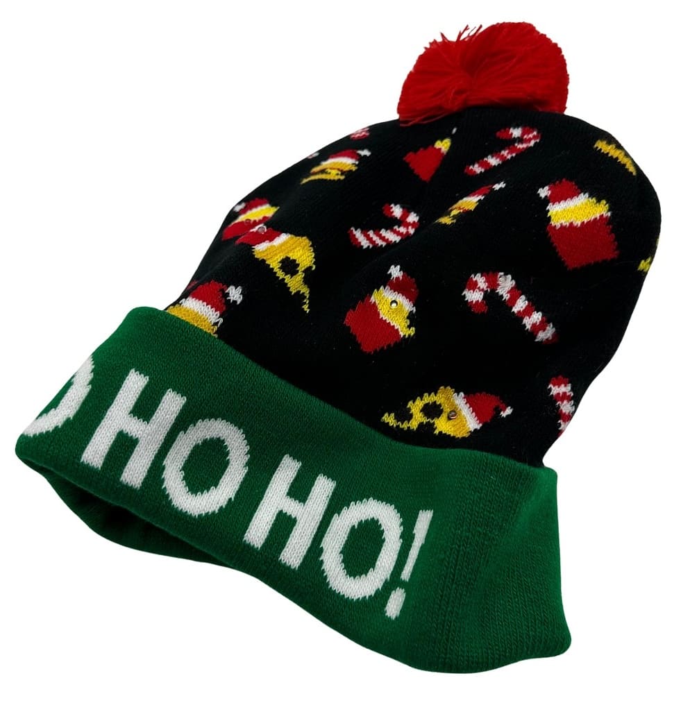 El sombrero LED navideño brilla con el calor invernal tejido