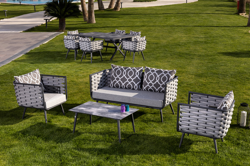 Asientos de lujo para el jardín o la terraza con construcción de aluminio de alta calidad en un elegante color gris