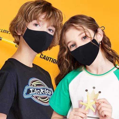 máscara protectora negra para niños