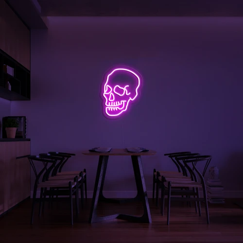 Logotipo de neón brillante en 3D en una pared de cráneo