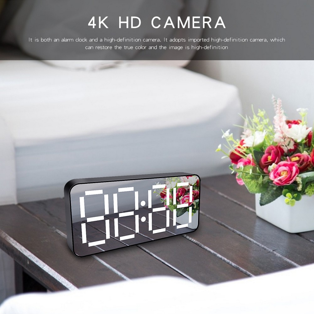 Despertador con cámara oculta 4K