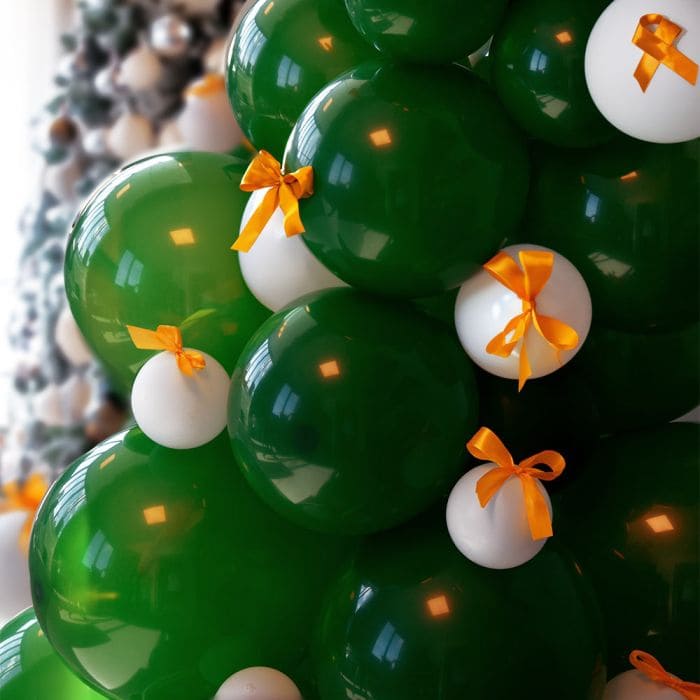 Árbol de Navidad con globos​ - Árbol de Navidad inflable hecho de globos