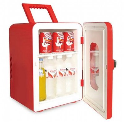 Mini frigorífico personal con puerta